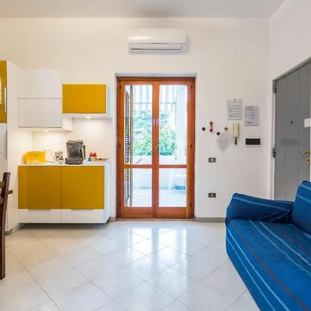 Апартаменты Terrazza In Centro Сорренто